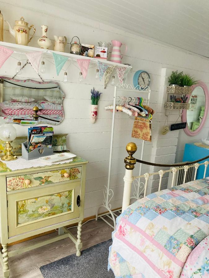 Villa Shabby Shack Near Charlestown & The Eden Project St Austell Exterior foto